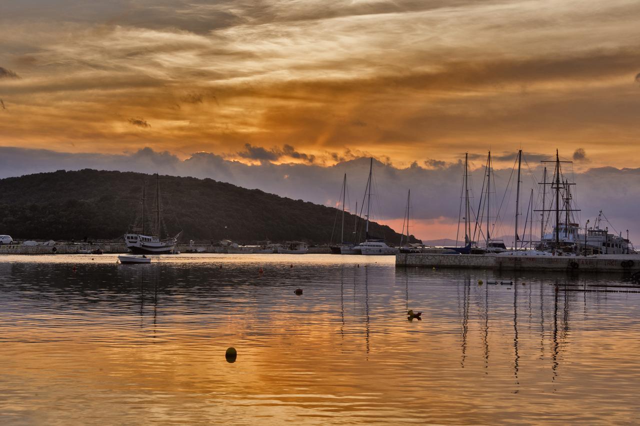 Hotel Agia Paraskevi Сівота Екстер'єр фото